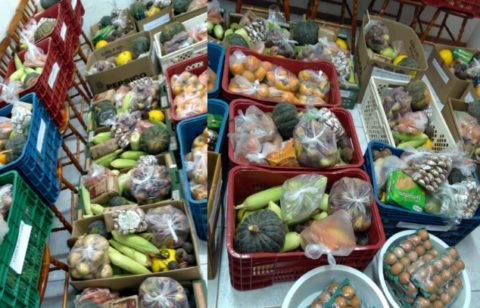 Distribuição de alimentos residencial.