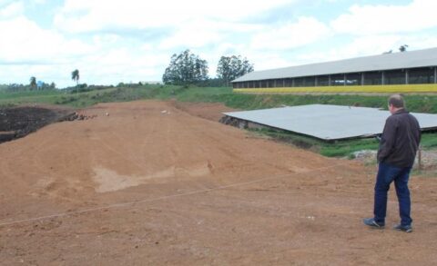 Mais terraplanagens em Salvador do Sul